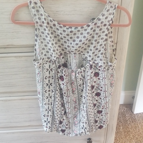 Maurices tank top. - Picture 4 of 4